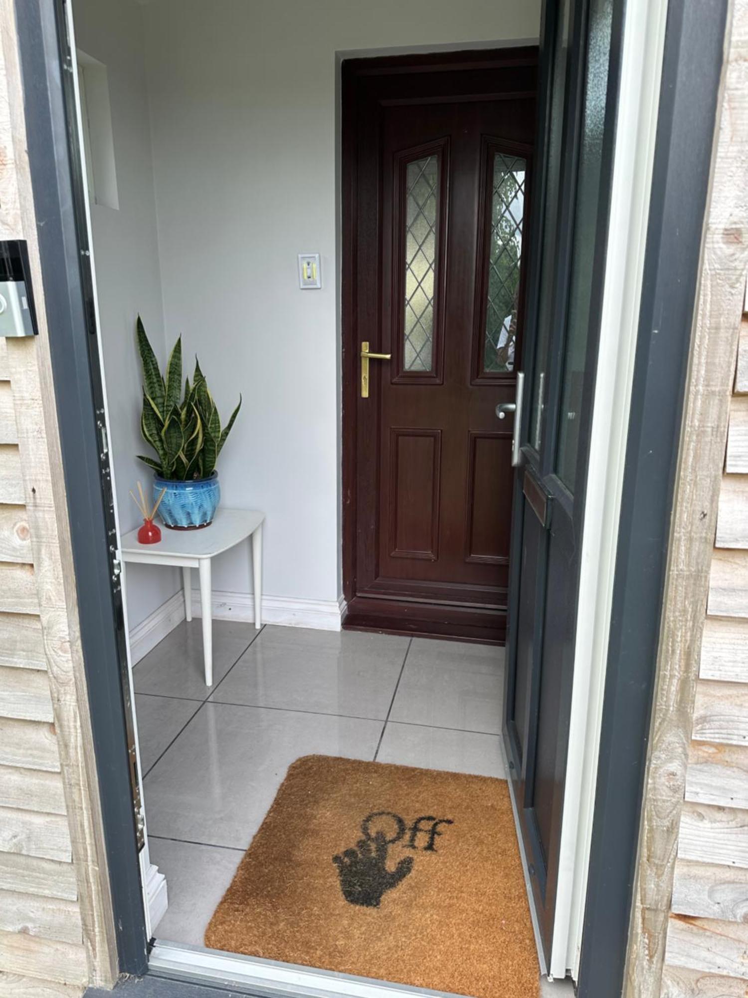 Holiday home Modern 2 Bedroom House Spacious Large Garden